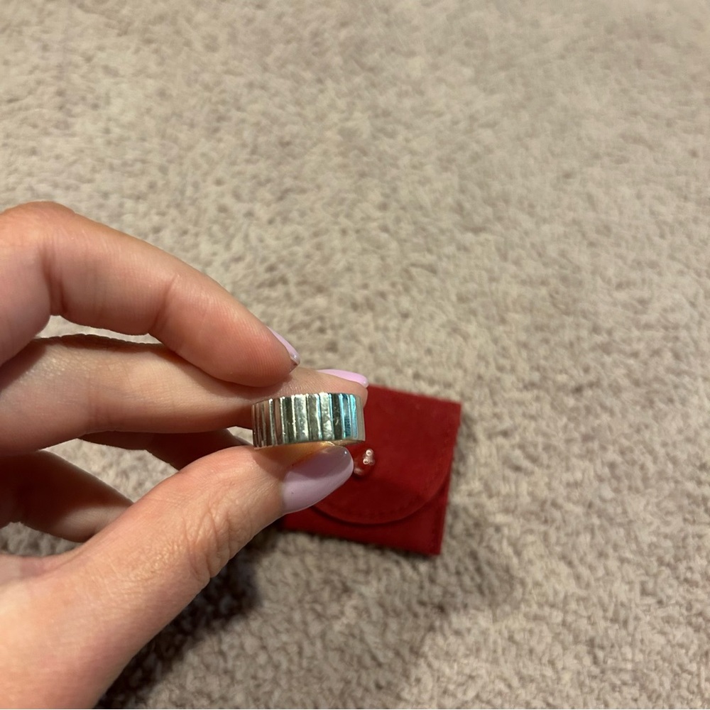 Aurate Silver Ribbed Band Ring - Picture 6 of 8